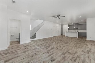 3045 Barling St in Greenville, TX - Building Photo - Building Photo