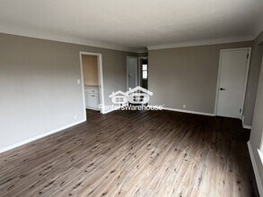 10152 Lyndale Ave S in Minneapolis, MN - Building Photo - Building Photo