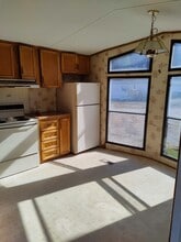 4 Iron Mine Hill MHP in Gardiner, ME - Building Photo - Building Photo