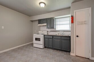 8814 Manus St in Houston, TX - Building Photo - Building Photo