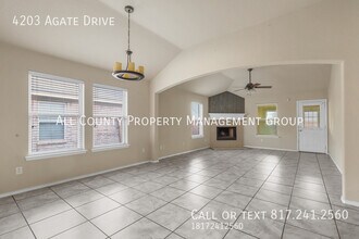 4203 Agate Dr in Granbury, TX - Building Photo - Building Photo