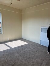 409 E Rose St, Unit 409A East Rose St in Stockton, CA - Building Photo - Building Photo