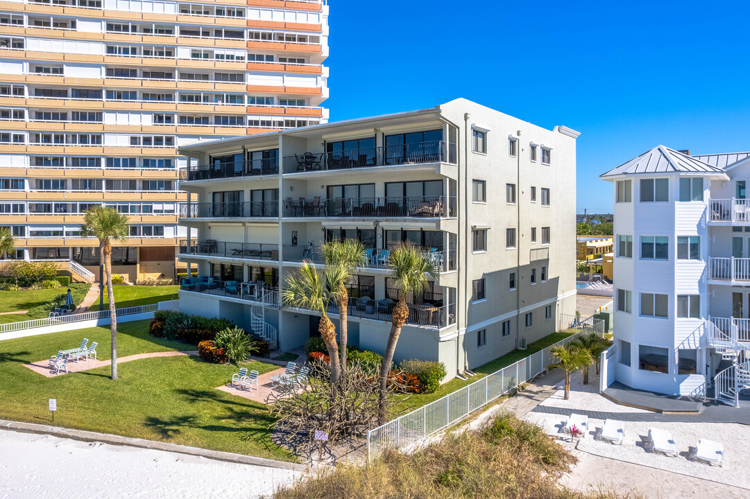 On the Beach Apartment Condos in Redington Shores, FL - Building Photo