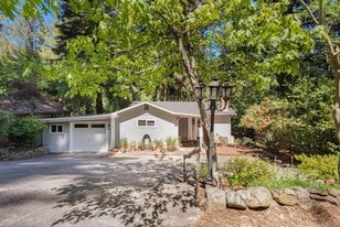 345 St Francis Dr in Boulder Creek, CA - Building Photo