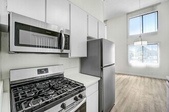 3415 McLaughlin Ave in Mar Vista in Los Angeles, CA - Building Photo - Building Photo