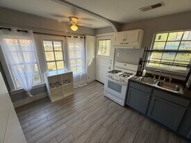 2485 Harvard Ave in Memphis, TN - Building Photo