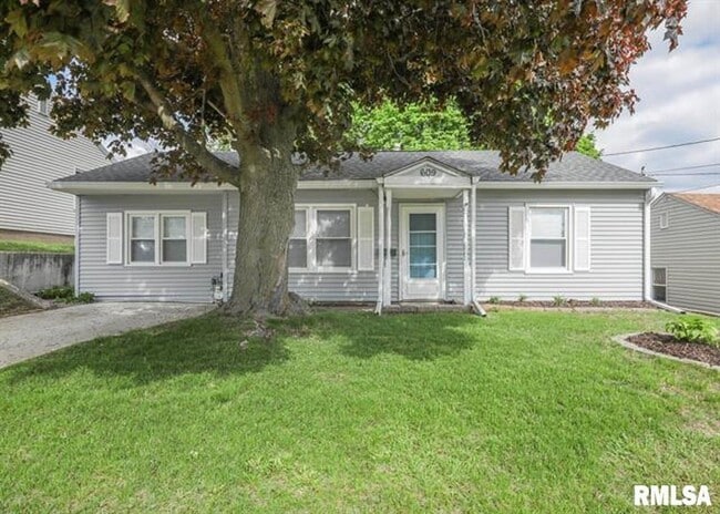 property at 609 23rd St