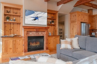 215 Double Eagle Dr in Mountain Village, CO - Building Photo - Building Photo