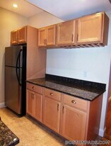 61 Park Dr in Boston, MA - Building Photo