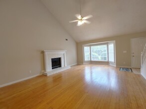 4635 Hampton Square Dr in Alpharetta, GA - Building Photo - Building Photo