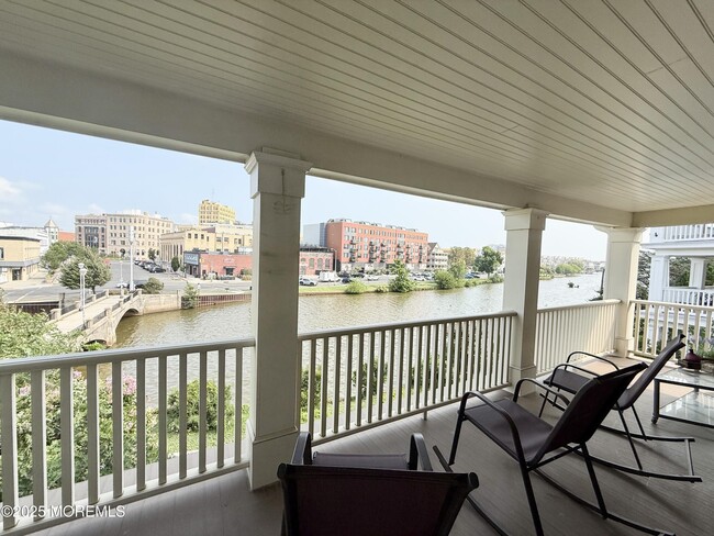 102 Lake Ave in Ocean Grove, NJ - Building Photo - Building Photo