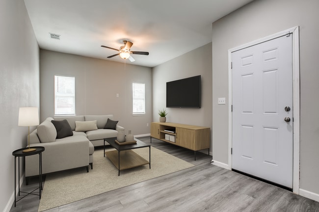 property at 2901 S Laredo St