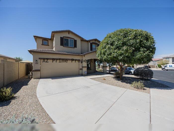 218 N 109th Dr in Avondale, AZ - Building Photo