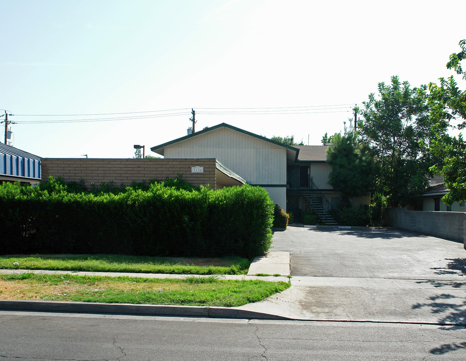 3126 N Vagedes Ave in Fresno, CA - Building Photo