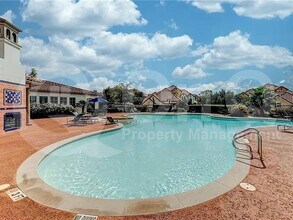 12300 Terraza Cir in Austin, TX - Building Photo - Building Photo