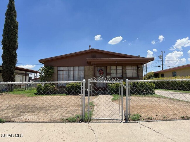 204 Cherry St in El Paso, TX - Building Photo - Building Photo