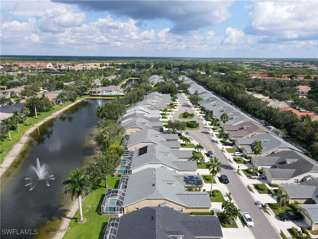 property at 8220 Ibis Cove Cir