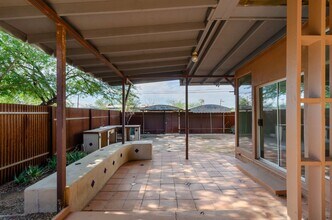 1812 E 7th St in Tucson, AZ - Building Photo - Building Photo