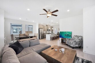 10062 Rosette Dr in Rosharon, TX - Building Photo - Building Photo