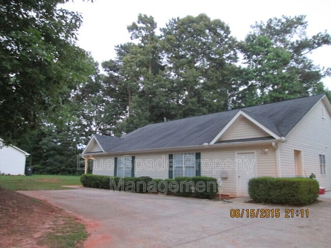 property at 6237 Dorsett Shoals Rd