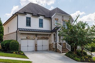 11760 Stratham Dr in Alpharetta, GA - Building Photo