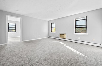 20-30 Peck St in New Britain, CT - Foto de edificio - Building Photo