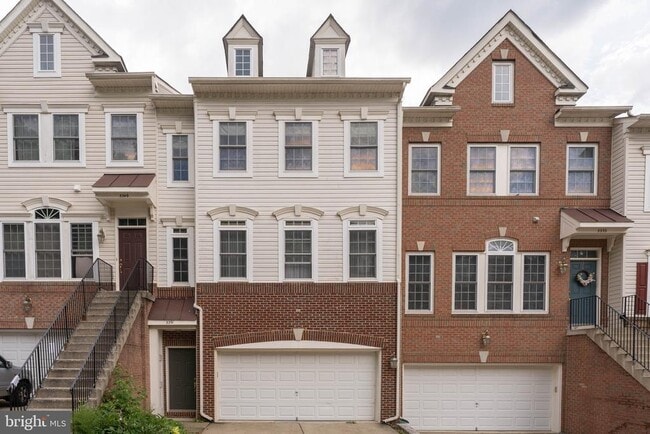 property at 3351 Beechcliff Dr