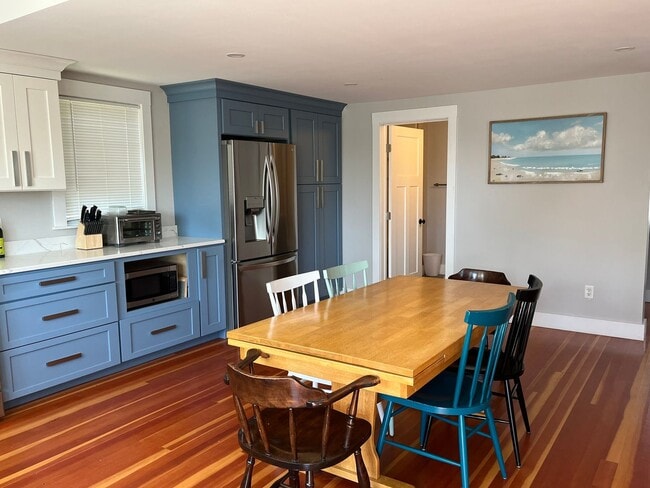 42-44 Beach St in South Portland, ME - Building Photo - Building Photo