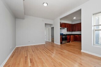5201 S Calumet Ave in Chicago, IL - Building Photo - Building Photo