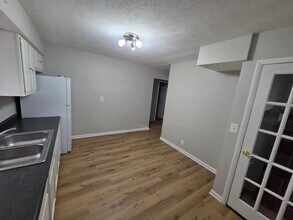 2153 S 12th St in Springfield, IL - Building Photo - Building Photo