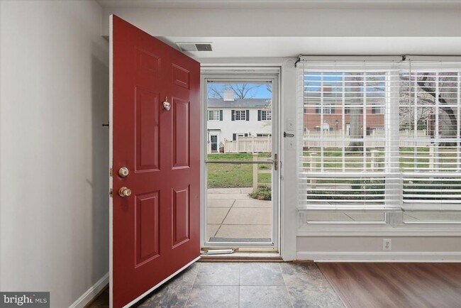 1193 N Van Dorn St in Alexandria, VA - Building Photo - Building Photo