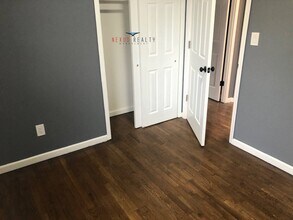 75-03 Astoria Blvd N in Queens, NY - Building Photo - Building Photo