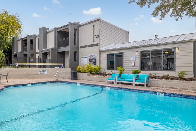 The Riley Apartments in San Antonio, TX - Foto de edificio - Building Photo