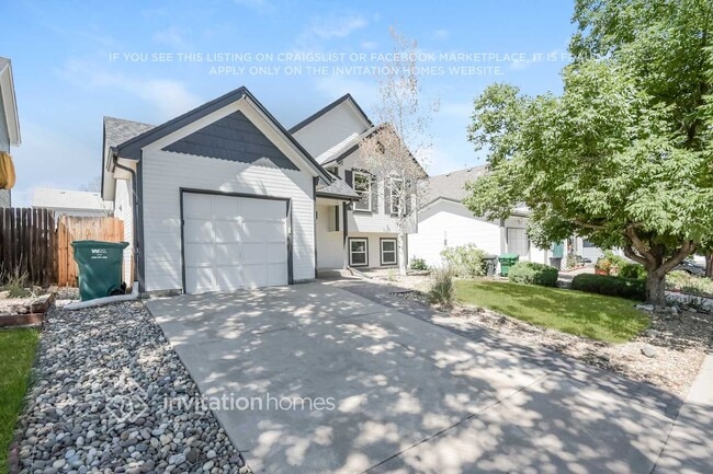 17487 E Plateau Dr in Aurora, CO - Building Photo - Building Photo