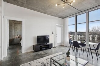 245 North Highland Avenue Northeast in Atlanta, GA - Building Photo - Building Photo