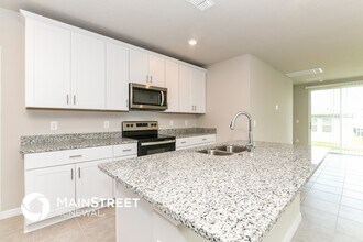 3151 Bella Vista Dr in Davenport, FL - Foto de edificio - Building Photo
