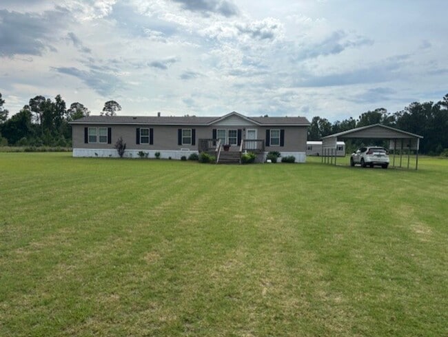 5231 Staten Rd in Hahira, GA - Foto de edificio - Building Photo