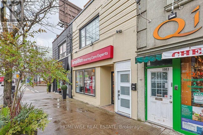 999 Eglinton Ave W in Toronto, ON - Building Photo - Building Photo