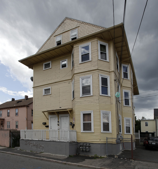 30 Bridgham St in Providence, RI - Building Photo