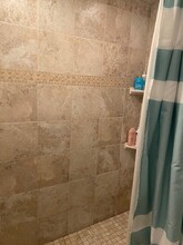 1081 Beacon St, Unit 3 in Brookline, MA - Building Photo - Building Photo