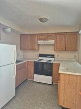 124 Crain Ave in Kent, OH - Building Photo - Building Photo