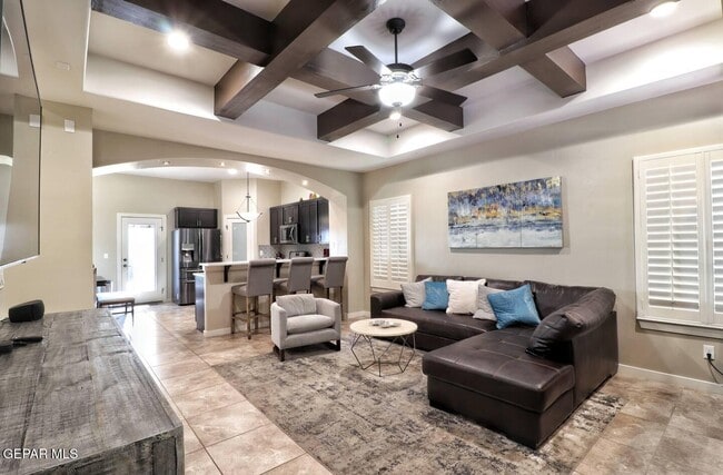 6085 Stone Wash St in El Paso, TX - Foto de edificio - Building Photo