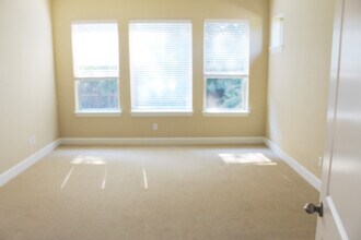 508 Hidden Meadow Dr in Keller, TX - Building Photo - Building Photo
