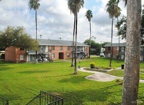 7 Audrey Dr in Weslaco, TX - Building Photo