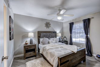 Stonecreek Apartments in Katy, TX - Foto de edificio - Interior Photo