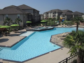 Le Rivage of Bossier City in Bossier City, LA - Foto de edificio - Building Photo