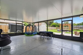 17821 Morninghigh Dr in Lutz, FL - Building Photo - Building Photo