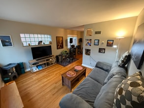 4976 Oleatha Ave in St. Louis, MO - Building Photo - Building Photo