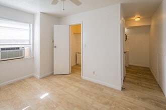 The Apartments at Melrose Place in Oklahoma City, OK - Building Photo - Building Photo