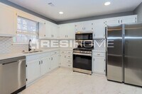 7124 Babbling Brook Dr photo'